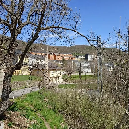 Apartament Vut El Refugio *