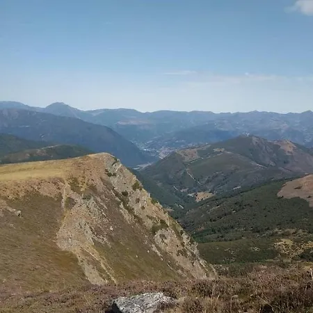 Apartament Vut El Refugio *