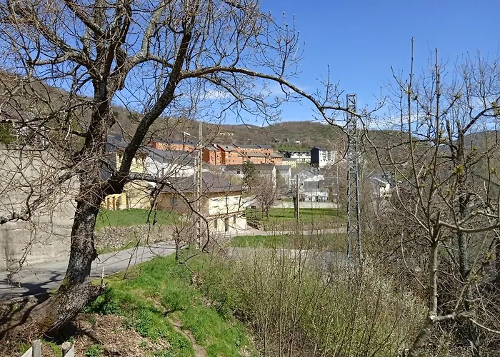 Апартаменты Vut El Refugio *